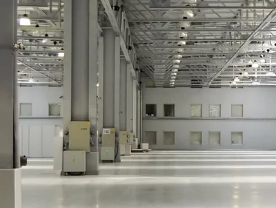 Industriehalle Große leere Industriehalle