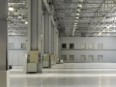 Industriehalle Große leere Industriehalle