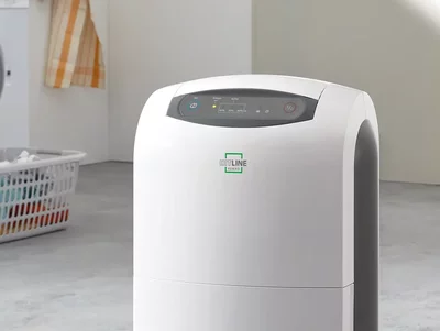 REMKO Luftentfeuchter ETF steht in einem Kellerraum